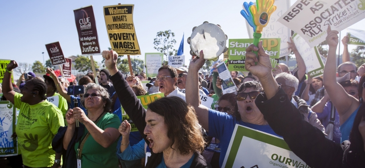 Protesting Walmart workers